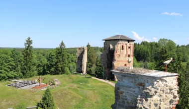 Vastseliina piiskopilinnus Võrumaal. Foto: Vastseliina piiskopilinnus