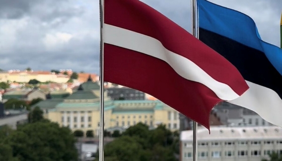 Eesti ja Läti lipud. Foto: Eesti Välisministeerium/Wikimedia