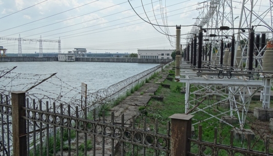 Elektrirajatis Ukrainas. Foto: Adam Jones / WIkimedia