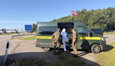Lätile anti üle esimesed kaheksa ebaseaduslikku sisserändajat. Foto: PPA