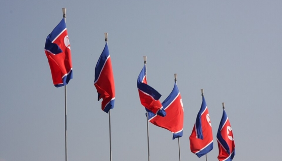 Põhja-Korea lipud. Foto: Mark Scott Johnson / Wikimedia