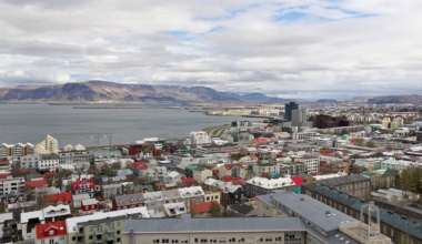 Reykjavik. Foto: Jakub Hałun / WIkimedia